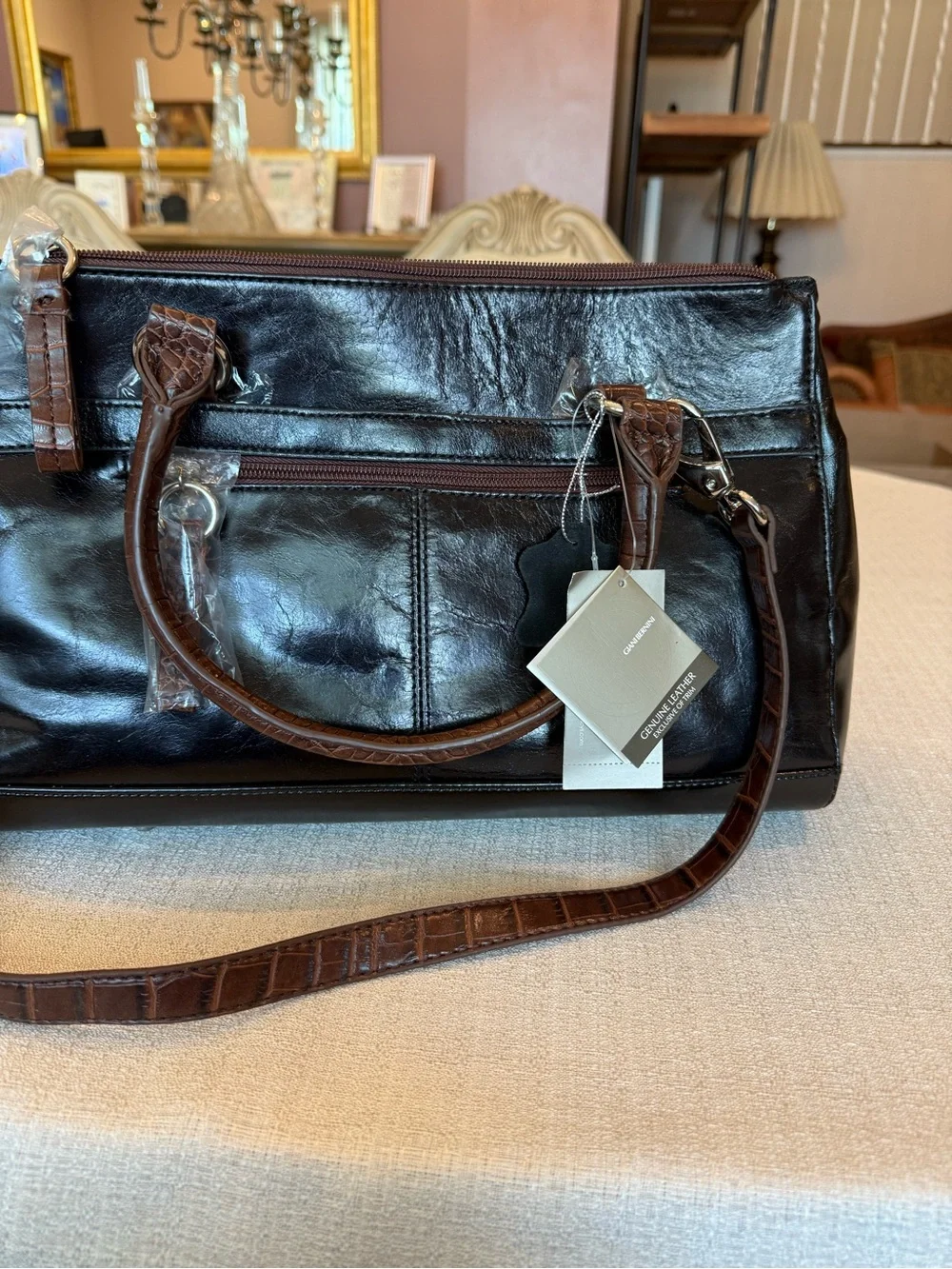 Giani Bernini structured leather
